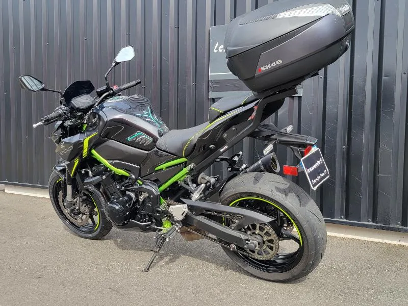 Z 900