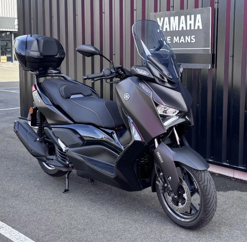 XMAX 125 TECH MAX