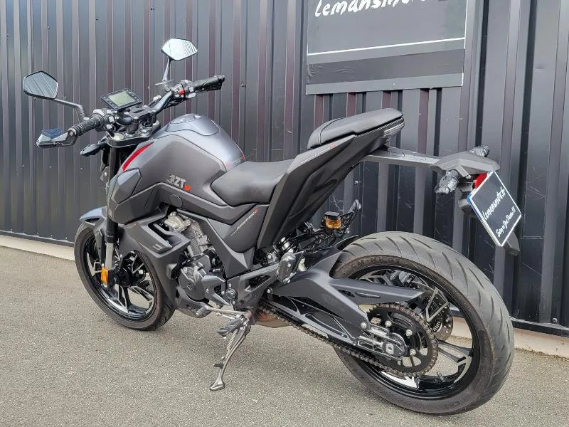 125 ROADSTER