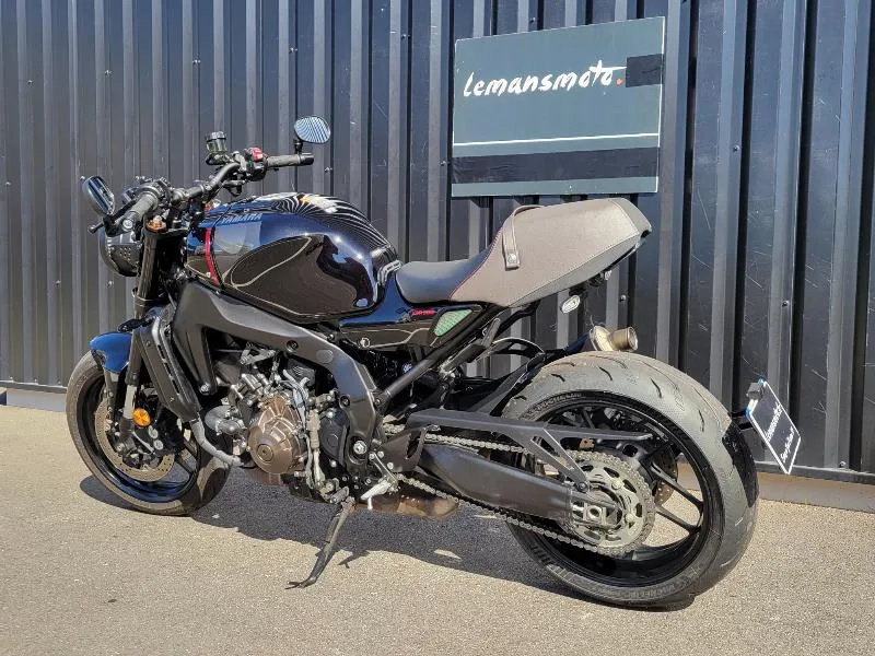 XSR 900