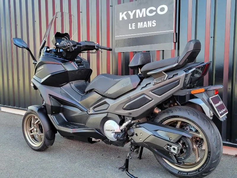 CV3 550