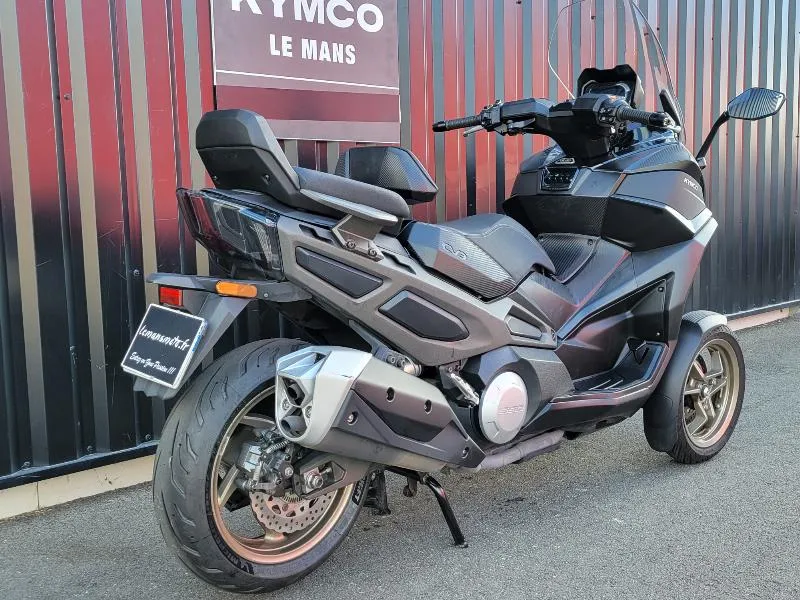 CV3 550
