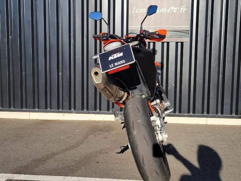 690 SMC R
