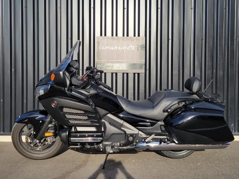 goldwing gl 1800 f6b bagger