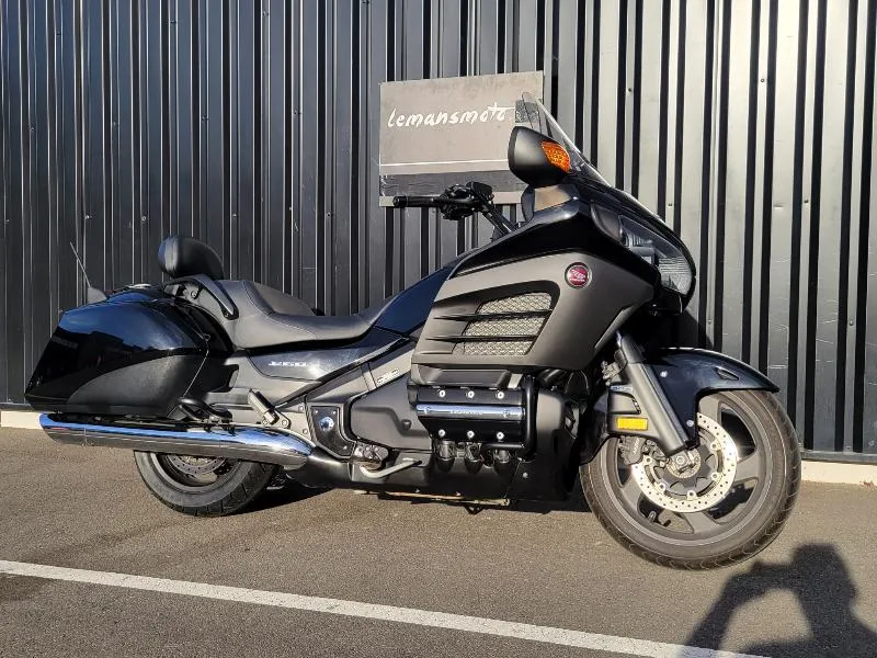 goldwing gl 1800 f6b bagger