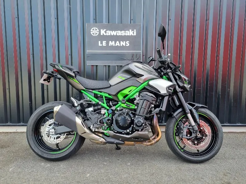 Z 900