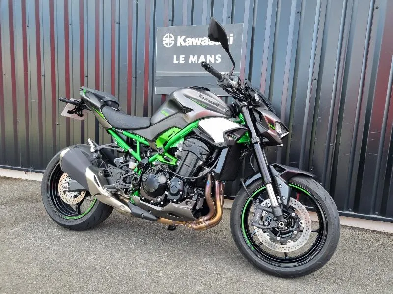 Z 900