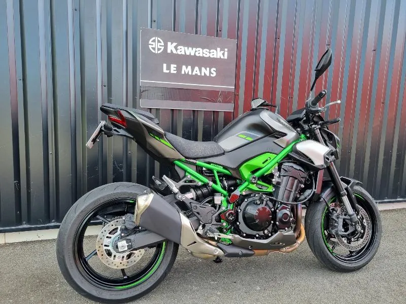 Z 900