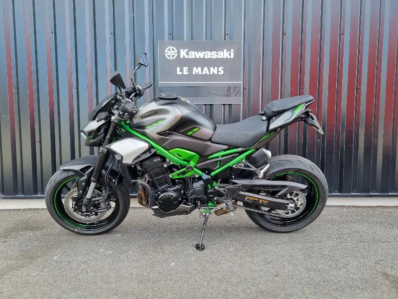Z 900