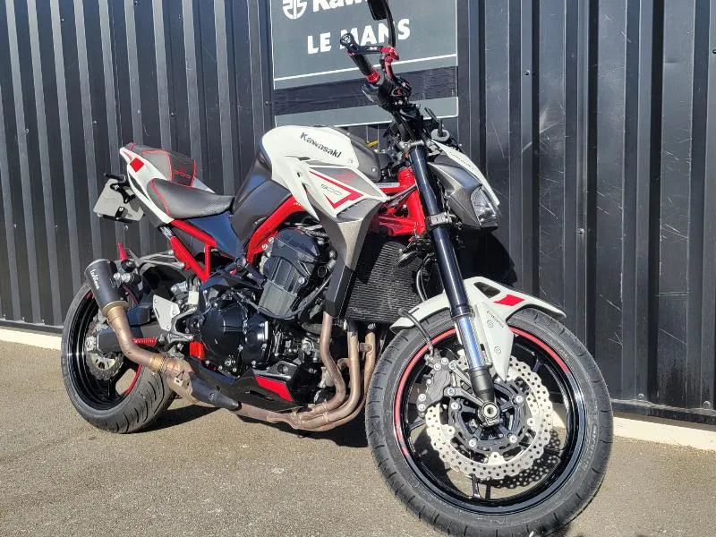 Z 900