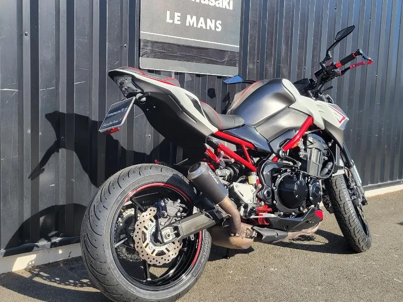 Z 900