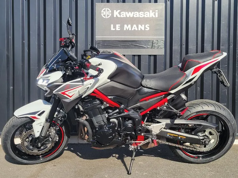 Z 900