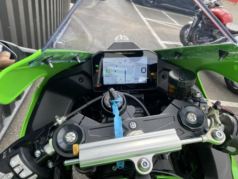 ZX10R