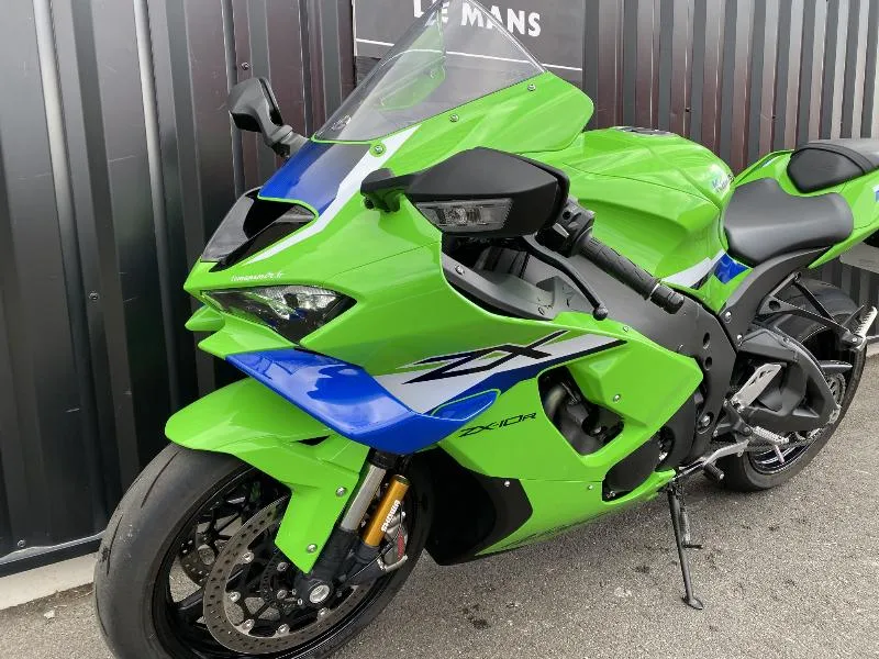 ZX10R