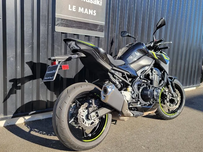 Z 900