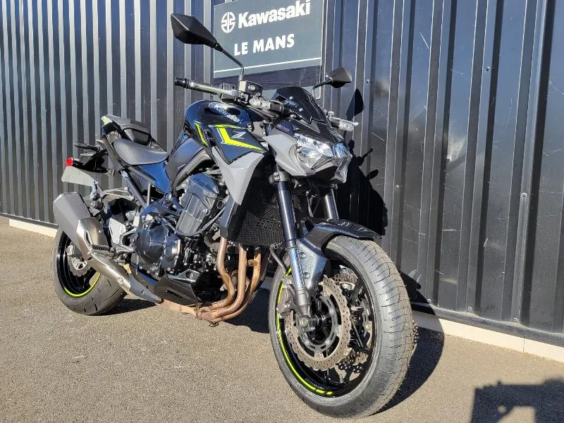 Z 900