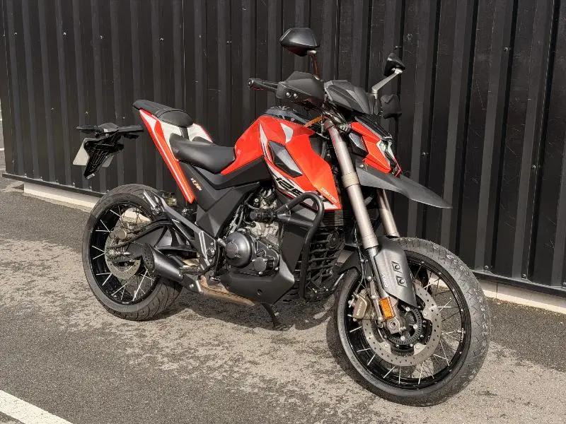 125 HYPER TRAIL