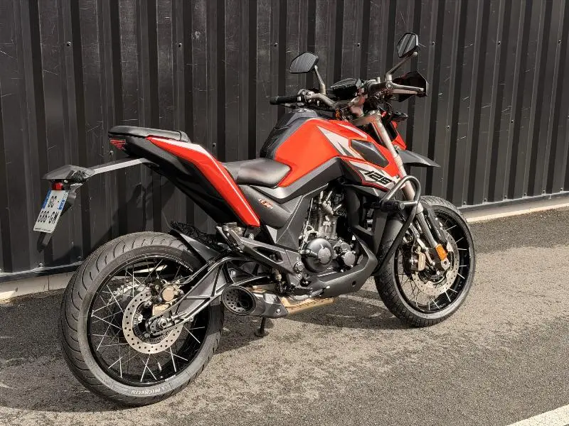 125 HYPER TRAIL
