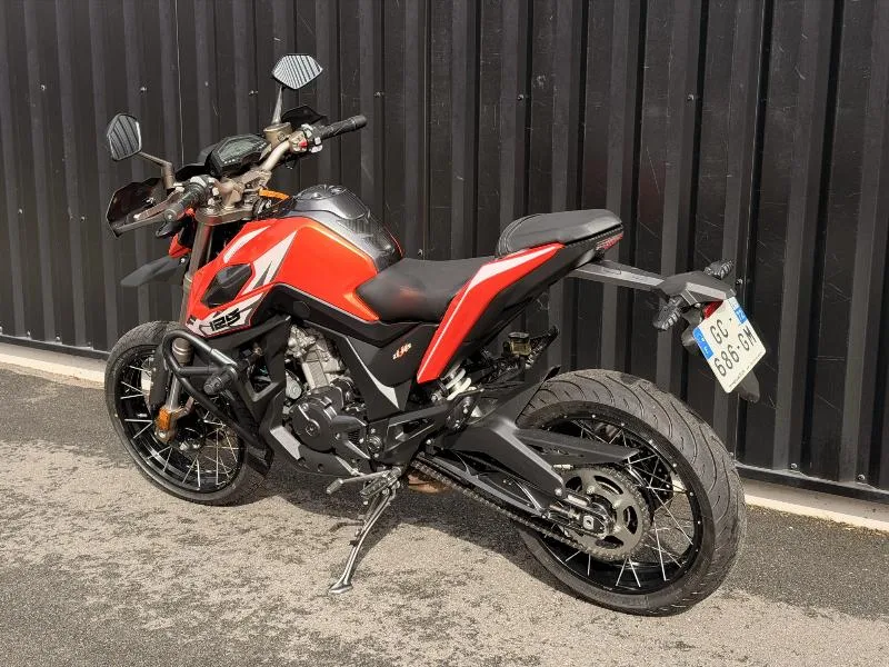 125 HYPER TRAIL