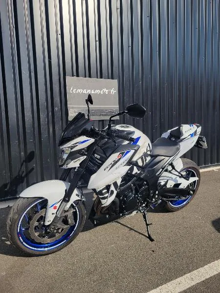 GSXS 750