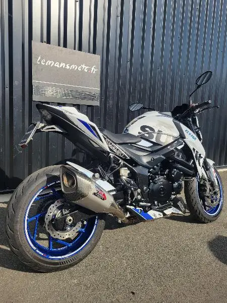 GSXS 750