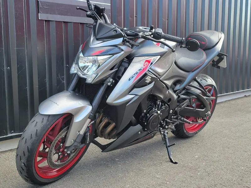 GSXS 1000