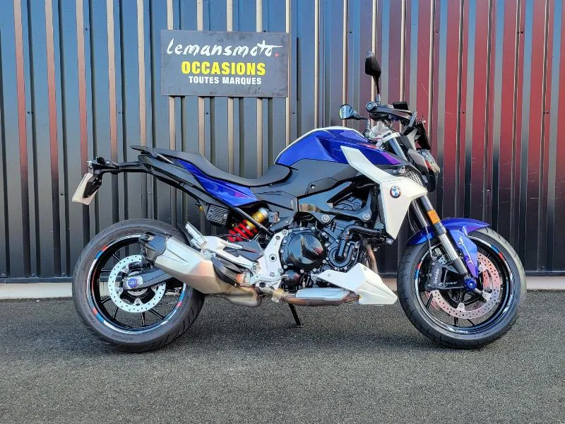 F 900 R