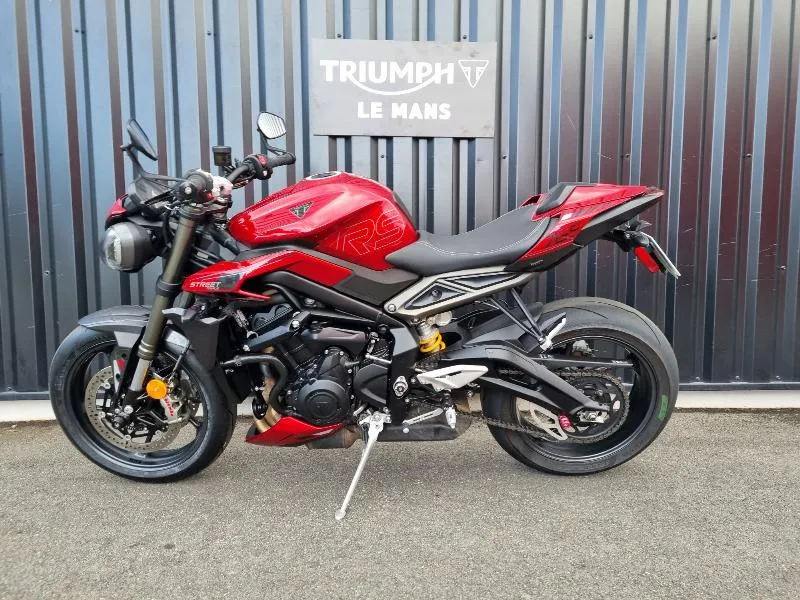 STREET TRIPLE 765 RS