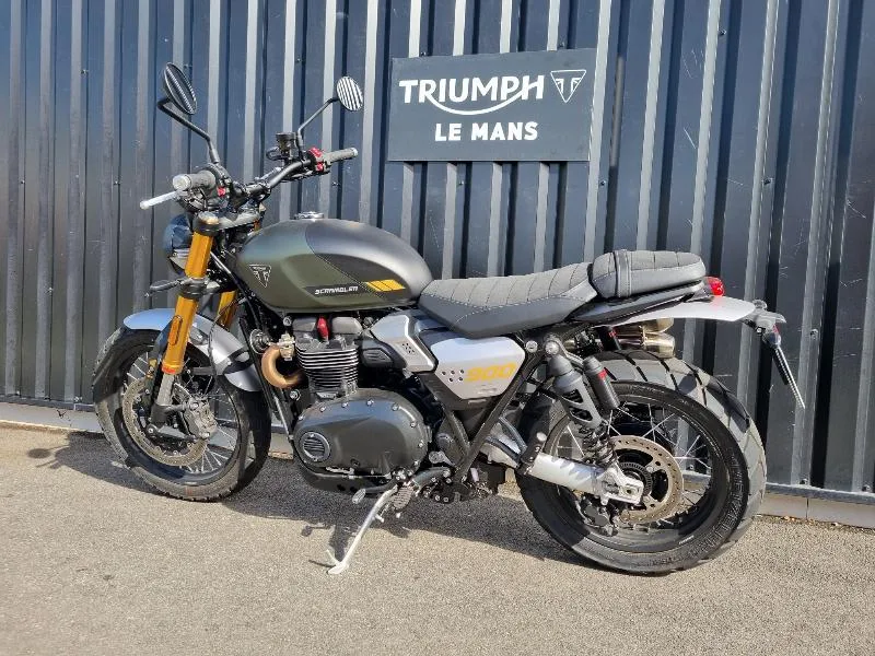 SCRAMBLER 900