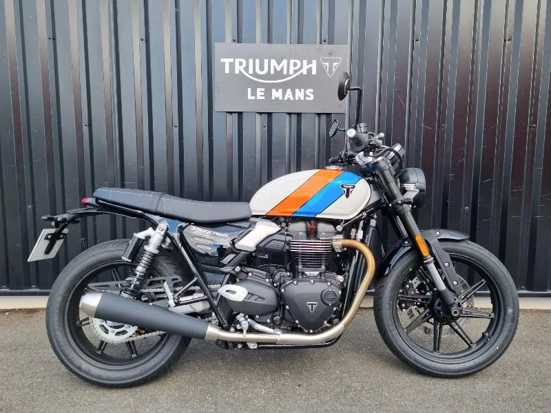 SPEED TWIN 900