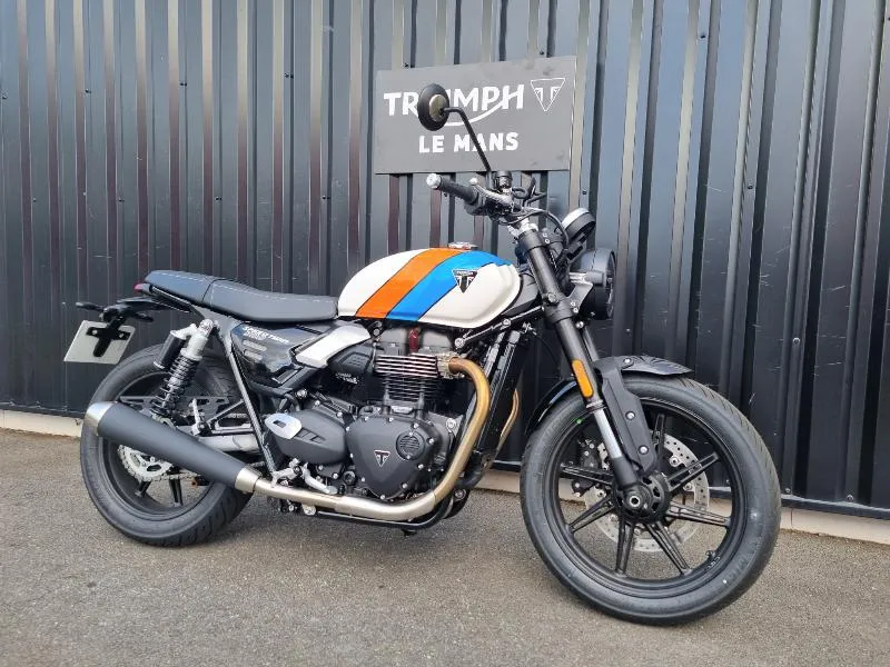 SPEED TWIN 900