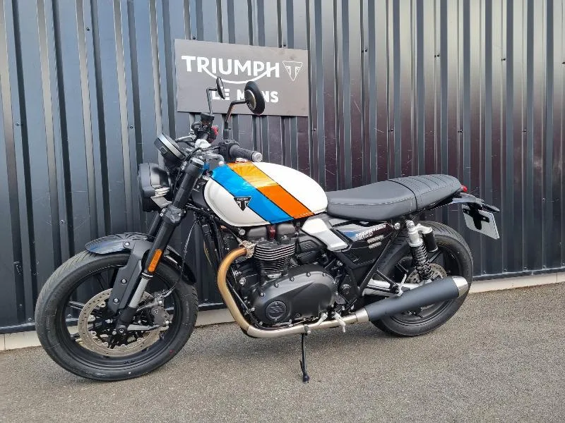 SPEED TWIN 900