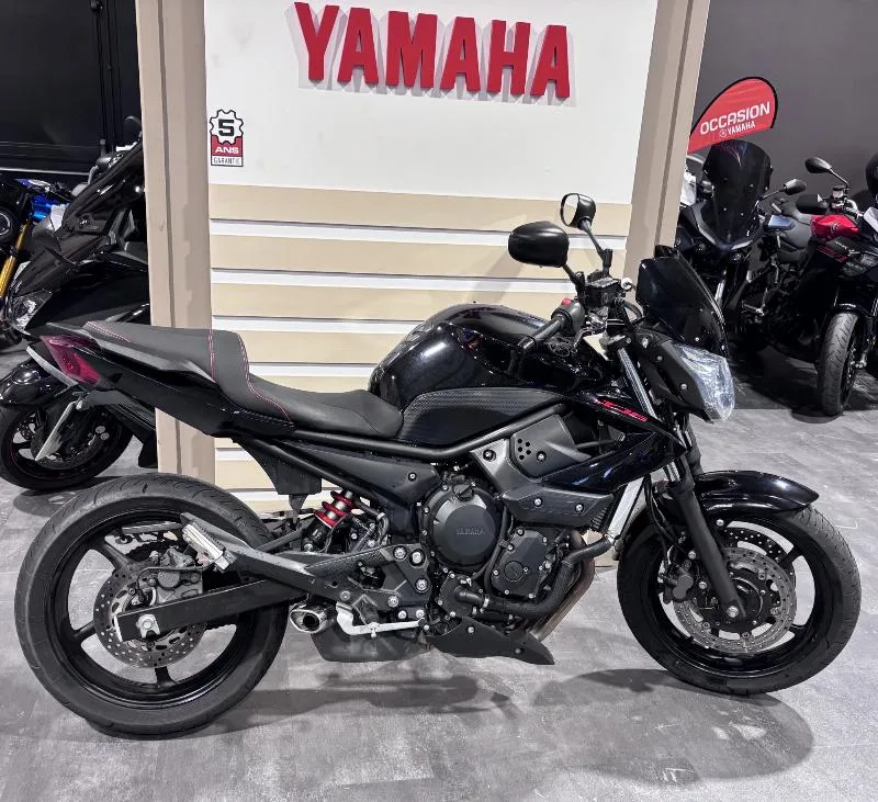 XJ6N 2012