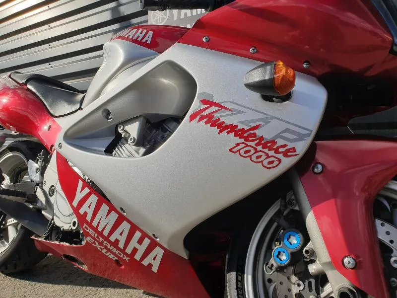 YZF 1000 R THUNDERACE