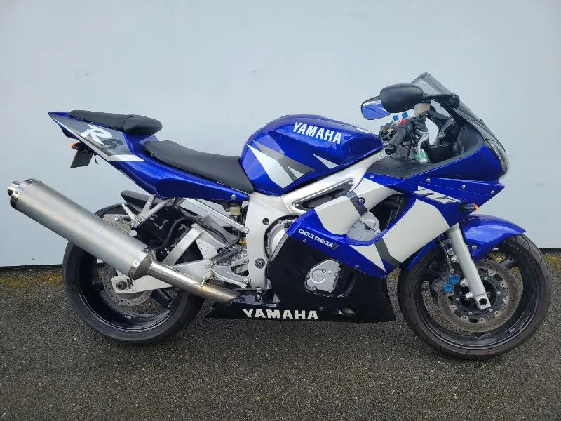 YZFR6