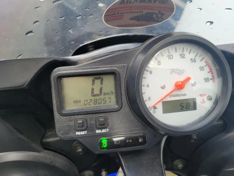 YZFR6