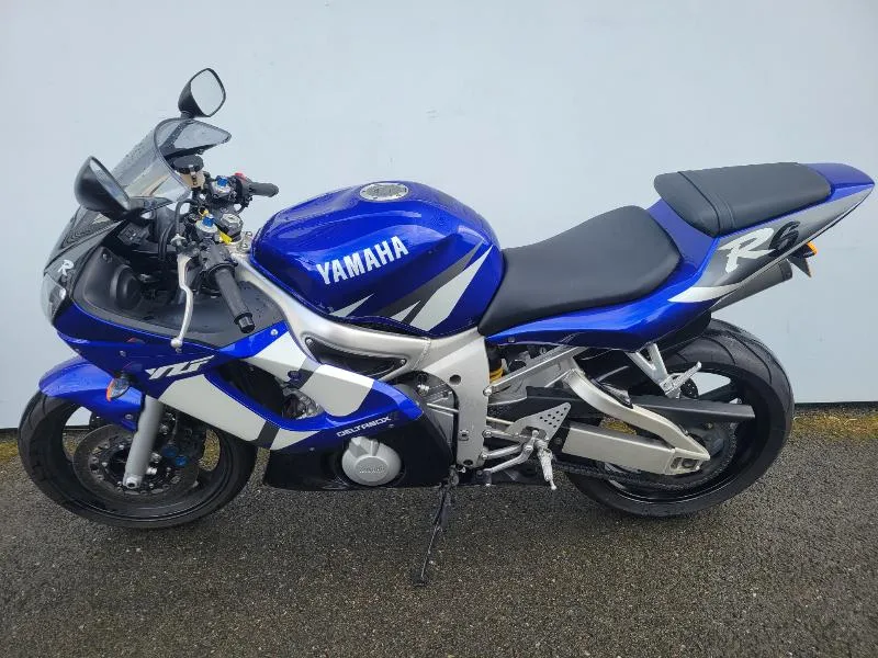 YZFR6