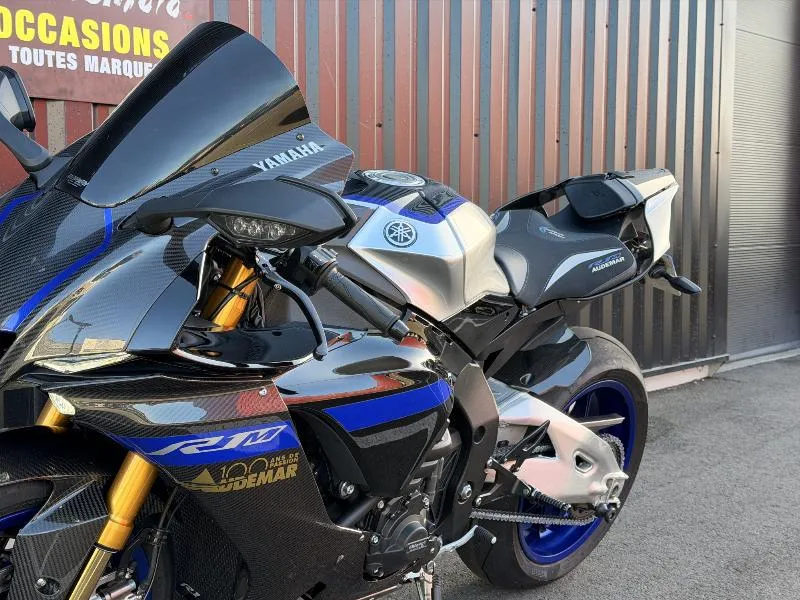 R1M