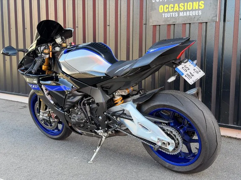 R1M
