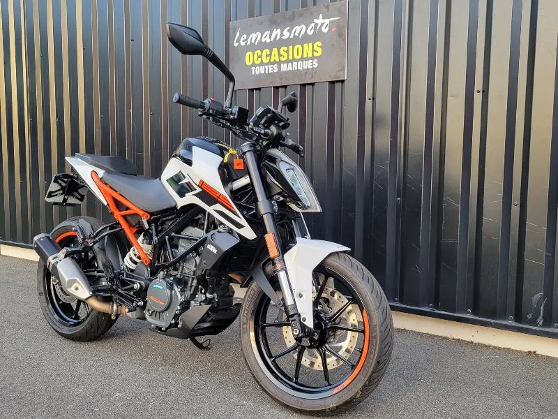 125 DUKE ABS