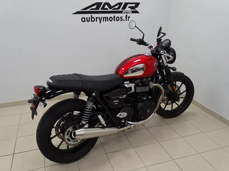 SPEED TWIN 900