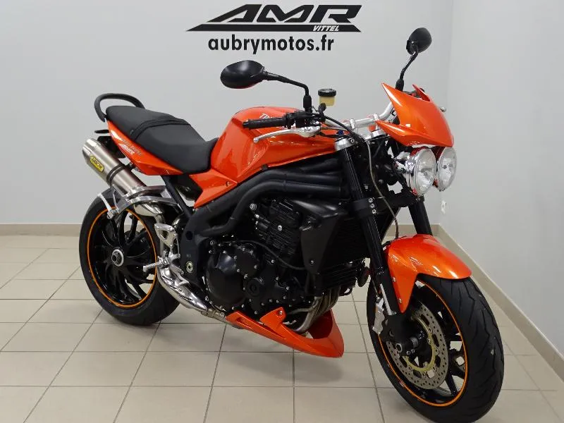 SPEED TRIPLE 1050