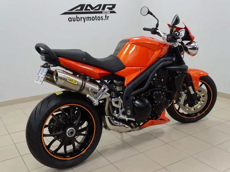 SPEED TRIPLE 1050