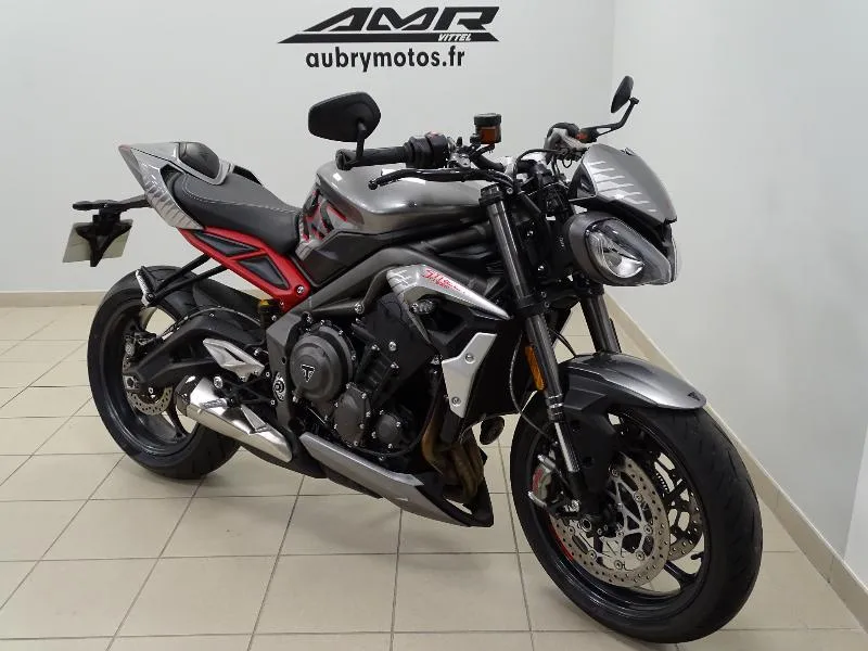 STREET TRIPLE 765 RS