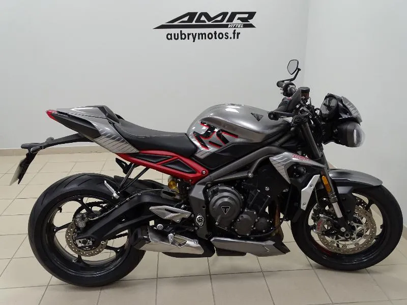 STREET TRIPLE 765 RS