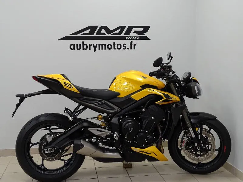 STREET TRIPLE 765 RS