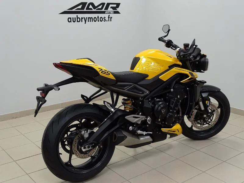STREET TRIPLE 765 RS