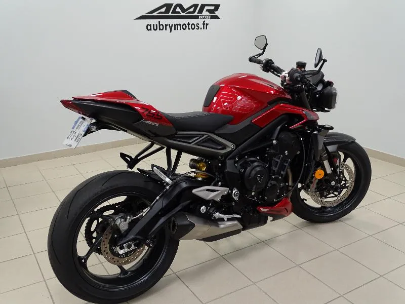 STREET TRIPLE 765 RS