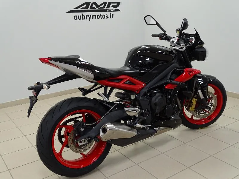 STREET TRIPLE 675 RX