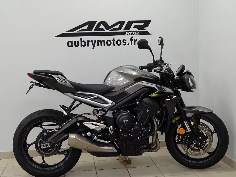 STREET TRIPLE 765 R